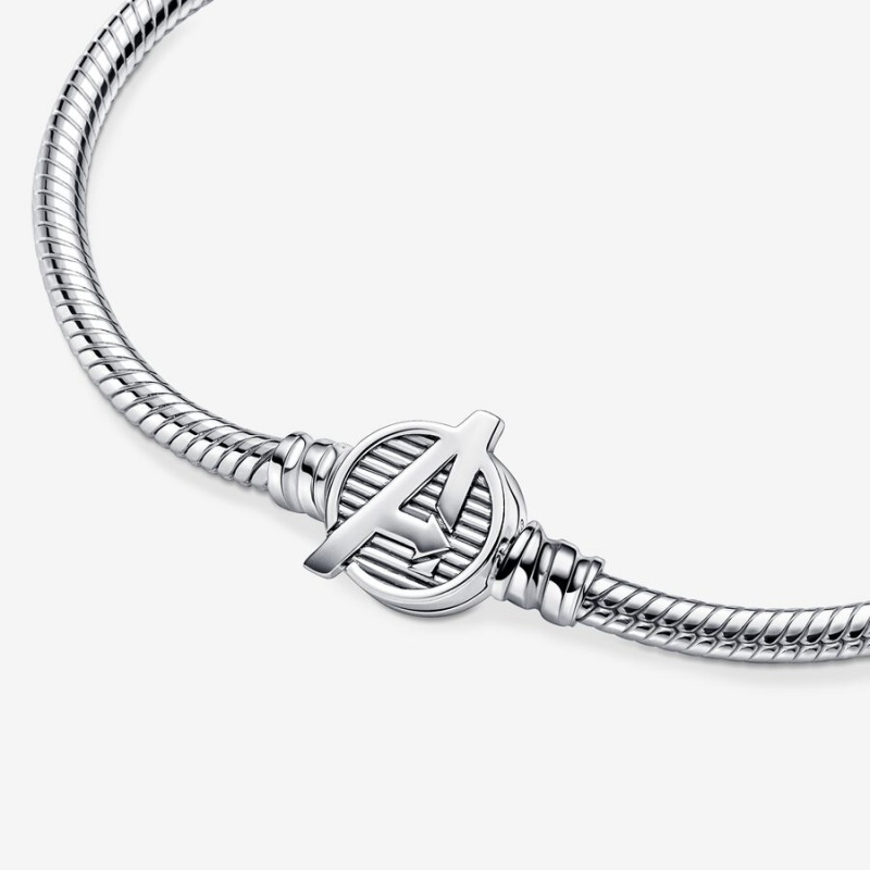 Pandora Moments Marvel The Avengers Logo Clasp Snake Charm Silber | 6458207-LJ