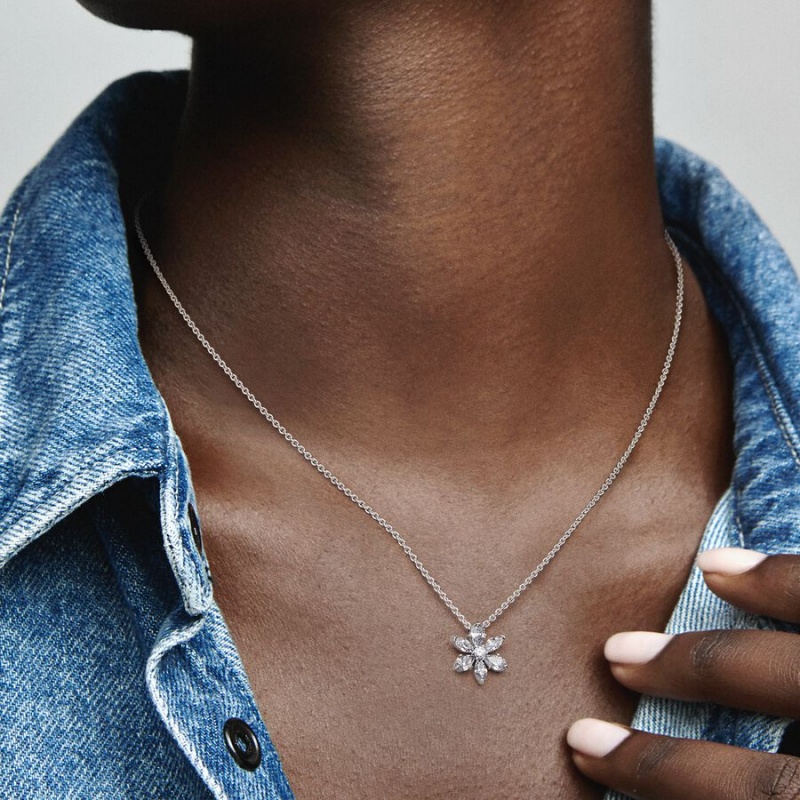 Pandora Sparkling Herbarium Cluster Kette mit Anhänger Silber | OBS-346072